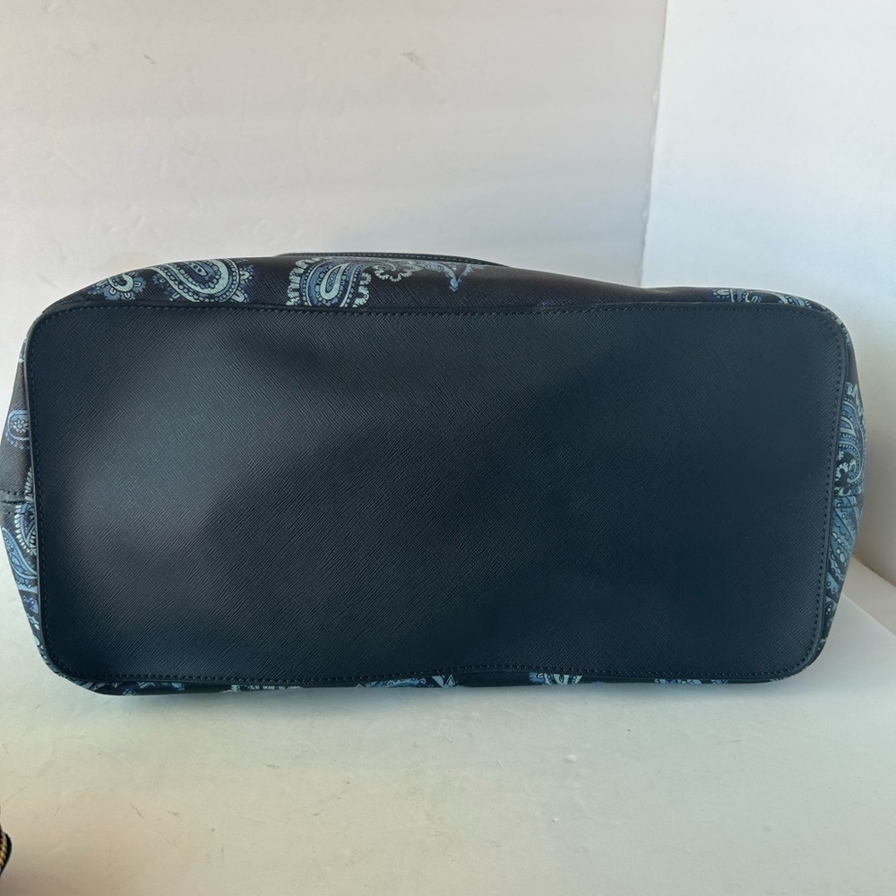 Michael Kors 2PC NWOT Admiral Paisley Jet Set Tote - Picture 2 of 12